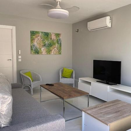 Apartamentos recién reformados al lado de la playa Benalmádena Esterno foto