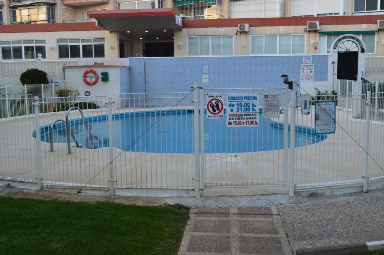 Apartamentos recién reformados al lado de la playa Benalmádena Esterno foto