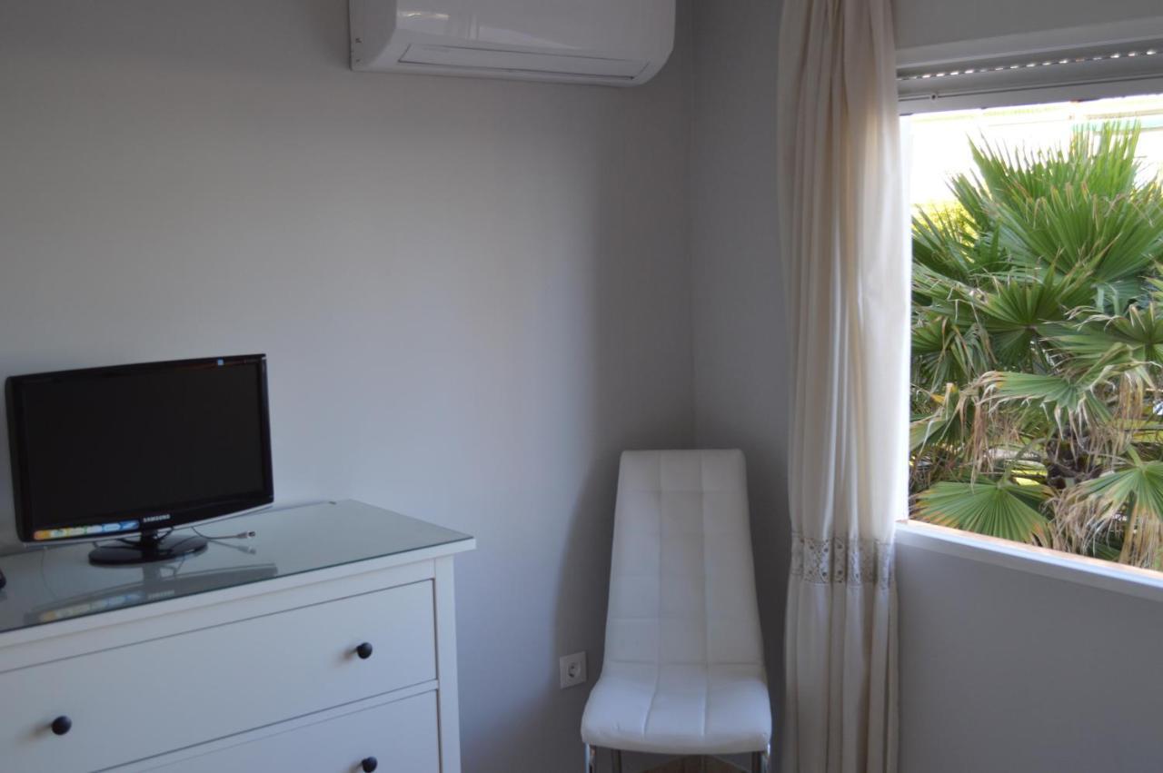 Apartamentos recién reformados al lado de la playa Benalmádena Esterno foto