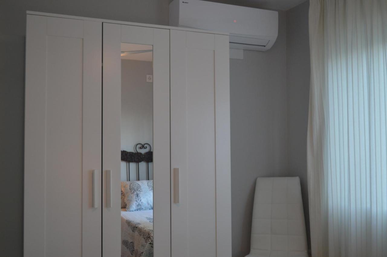 Apartamentos recién reformados al lado de la playa Benalmádena Esterno foto