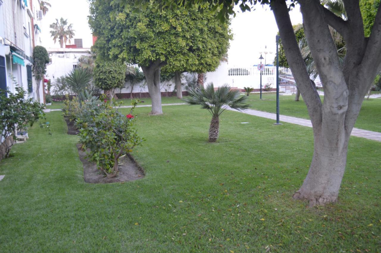 Apartamentos recién reformados al lado de la playa Benalmádena Esterno foto