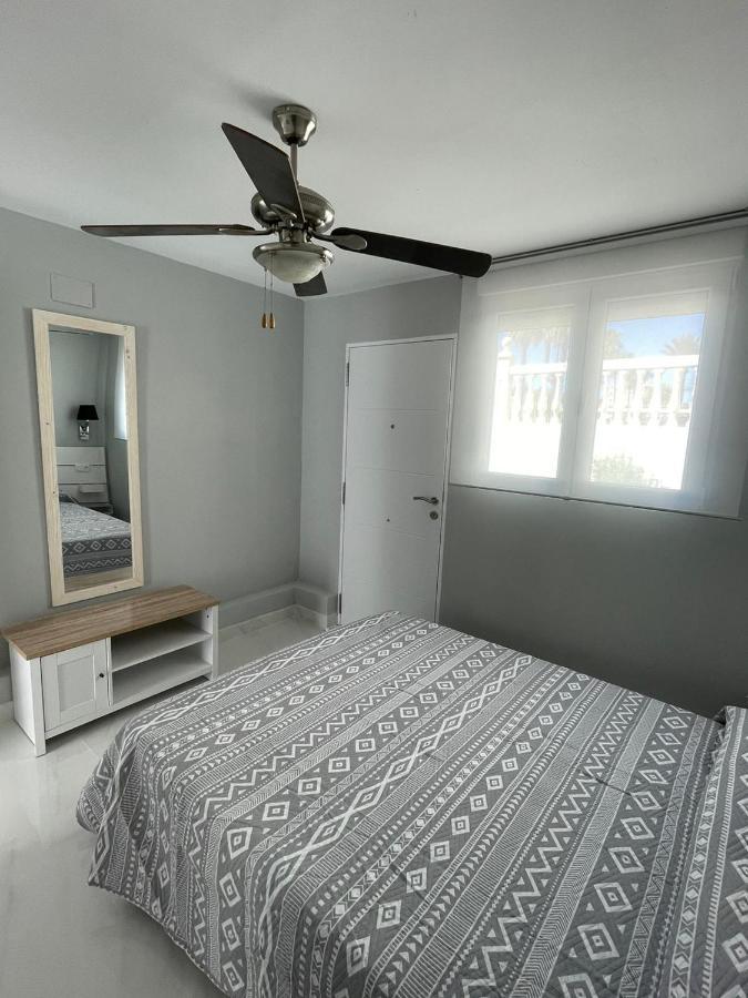 Apartamentos recién reformados al lado de la playa Benalmádena Esterno foto